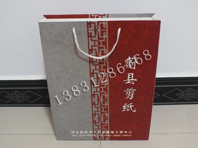 吉林禮品紙袋，優(yōu)質(zhì)手提禮品紙袋，環(huán)保禮品紙袋訂做加工