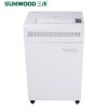 三木（SUNWOOD）CM105D 碎紙機 120分鐘連續(xù)碎紙 單次入紙18張 65升紙箱容量 德國四級保密 碎狀3.8x30mm條狀 一年保修